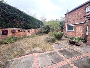 Photo 24- click for photo gallery